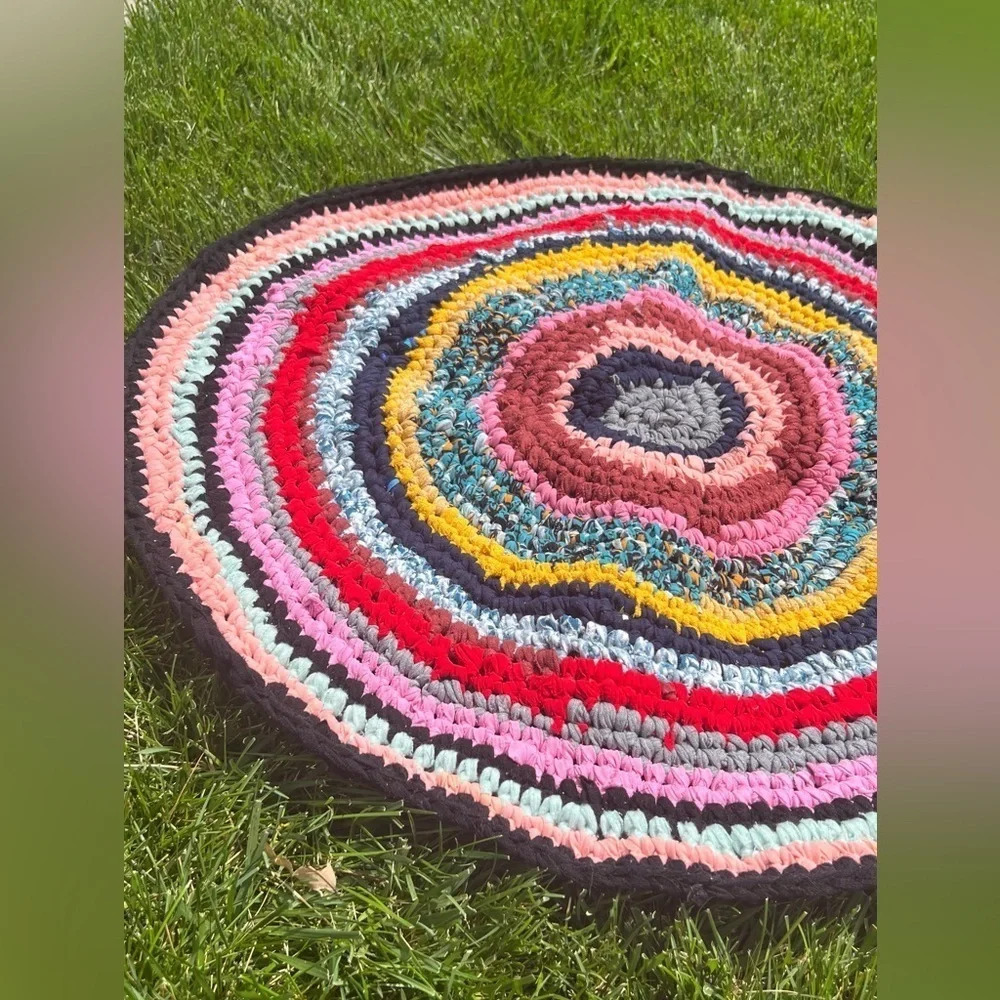 HAND made crochet recycled upcycle bohemian round floor mat Sz 30"